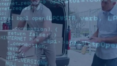 Kafkas erkek kurye ve üst düzey depo çalışanı üzerinde veri işleme animasyonu. iş, teknoloji ve dağıtım hizmetleri kavramı dijital olarak oluşturulmuş video hizmetleri.