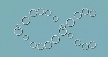 Gri arka planda DNA iplikçiklerinin animasyonu. küresel bilim ve dijital arayüz kavramı dijital olarak oluşturulmuş video.