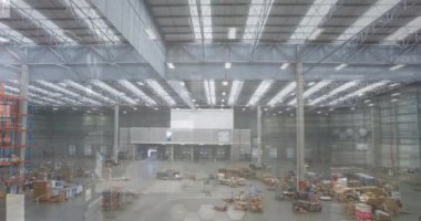 Deponun üzerindeki istatistik ve veri işleme animasyonları. küresel nakliye, iş ve veri işleme kavramı dijital olarak oluşturulmuş video.