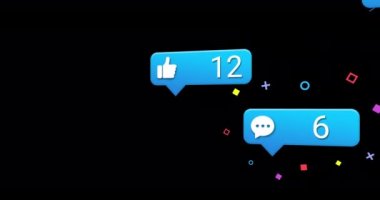 Artan sayılarla birden fazla konuşma kabarcığı siyah zemin üzerinde yüzüyor. Sosyal medya ağ teknolojisi kavramı