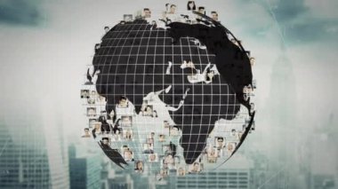 Şehir manzarası üzerinde farklı iş insanlarının simgeleriyle birlikte dünyanın animasyonu. küresel iş, veri işleme ve dijital arayüz kavramı dijital olarak oluşturulmuş video.