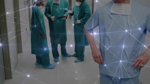 Animatie Van Het Netwerk Van Verbindingen Diverse Chirurgen Operatiekamer Wereldwijde — Stockvideo