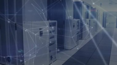 Sunucu odasındaki bağlantı ve veri işleme ağının animasyonu. küresel teknoloji, bilgisayar ve dijital arayüz kavramı dijital olarak oluşturulmuş video.
