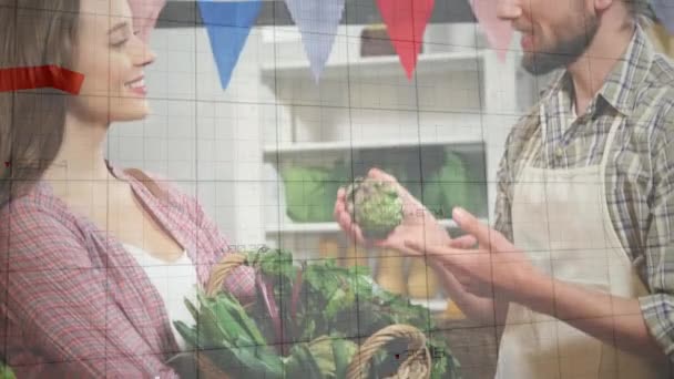 快乐的高加索男性蔬菜水果商与女性顾客交谈时的数据处理动画 新鲜素食 植物性饮食 健康饮食概念数码视频 — 图库视频影像