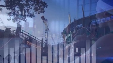 Çeşitli basketbol oyuncuları üzerinde finansal veri işleme animasyonu. küresel spor ve veri işleme kavramı dijital olarak oluşturulmuş video.