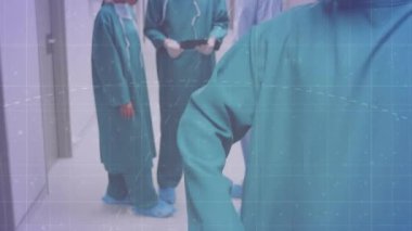 Kafkasyalı cerrahların ameliyat odasındaki finansal veri işleme animasyonları. küresel tıp, covid 19 pandemik konsept sırasında sağlık hizmetleri dijital olarak üretilen video.