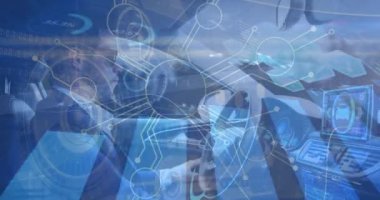 Beyaz adamın araba kullanması ile ilgili bağlantılar ve grafiklerin animasyonu. Ulaşım, iş, finans ve teknoloji konsepti dijital olarak oluşturulmuş video.