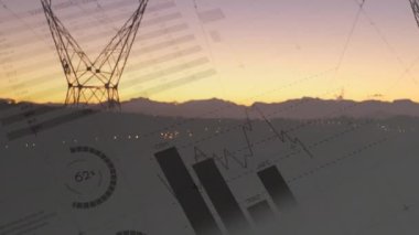 Yüksek voltaj hatları üzerinden finansal veri işleme animasyonu. küresel bağlantılar, veri işleme ve dijital arayüz konsepti dijital olarak oluşturulmuş video.