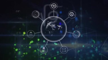 Siyah arkaplanda veri işleme ve küre animasyonu. küresel iş ve dijital arayüz kavramı dijital olarak oluşturulmuş video.