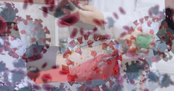 Анимация Ковидовых Клеток Над Врачом Мужчиной Маске Цифровое Изображение — стоковое видео