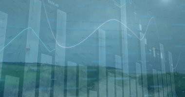 Manzara üzerinde veri işleme animasyonu. küresel iş ve dijital arayüz kavramı dijital olarak oluşturulmuş video.