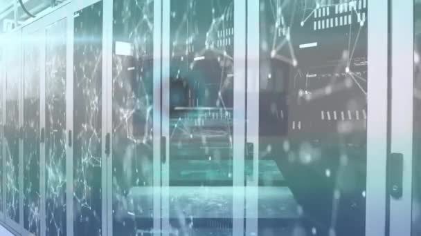 Анимизация Обработки Цифровых Данных Над Работниками Комнат Глобальная Наука Связи — стоковое видео