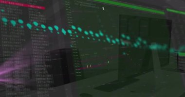 Koyu yeşil arkaplandaki veri işleme üzerinde grafik animasyonu. Bilgisayarlar, programlama, veri işleme ve teknoloji konsepti dijital olarak oluşturulmuş video.