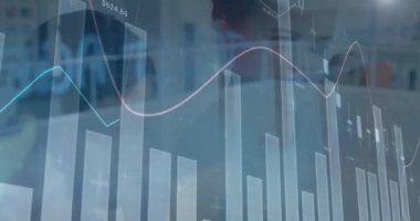 Beyaz çocuklar üzerinde finansal veri işleme animasyonu. Küresel iş, finans, veri işleme ve dijital arayüz kavramı dijital olarak oluşturulmuş video.