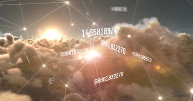 Günbatımı gökyüzü üzerindeki sayı ve bağlantı ağının görüntüsü. küresel internet güvenliği, veri işleme, bağlantılar ve dijital arayüz konsepti dijital olarak oluşturuldu.