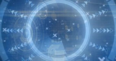 Mavi arkaplanda veri işleme animasyonu. küresel iş ve dijital arayüz kavramı dijital olarak oluşturulmuş video.