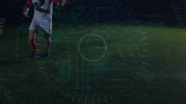 Futbolcu üzerinden veri işleme animasyonu. Küresel spor yarışması ve veri işleme kavramı dijital olarak oluşturuldu.