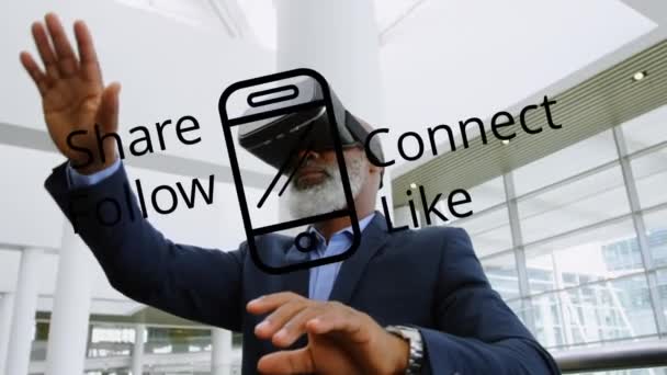 Icona Smartphone Social Media Concept Testi Sopra Uomo Anziano Afroamericano — Video Stock