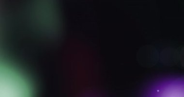 Mavi arka planda ışık lekelerinin canlandırılması. küresel iş ve dijital arayüz kavramı dijital olarak oluşturulmuş video.