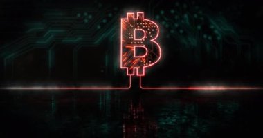 Mavi işlemci soketinin üzerinde parlayan turuncu bitcoin işareti. Küresel bilim, bağlantılar, veri işleme ve dijital arayüz kavramı dijital olarak oluşturulmuş video.