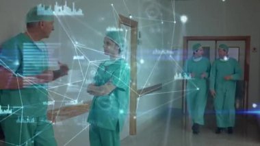 Çeşitli kadın ve erkek doktorlar arasındaki bağlantı ağının animasyonu. Sağlık, tıp, ağ, bağlantılar ve teknoloji konsepti dijital olarak oluşturulmuş video.