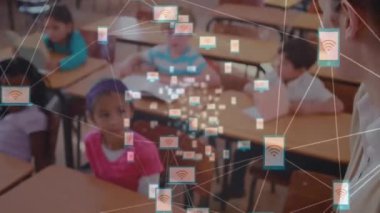 Çeşitli öğrenci grupları arasındaki bağlantı ağının animasyonu. Dijital olarak oluşturulan öğrenim ve eğitim konsepti.