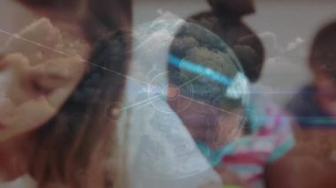 Sınıftaki çeşitli öğrenciler üzerinde bağlantı ve dünya ağının animasyonu. Küresel eğitim, bağlantılar ve dijital arayüz kavramı dijital olarak oluşturulmuş video.