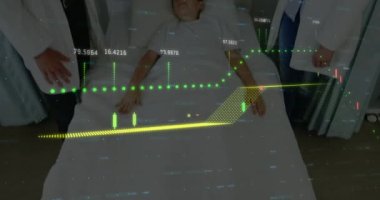 Kafkas doktorların hasta konuşmalarıyla ilgili veri işleme animasyonu. Küresel tıp ve dijital arayüz kavramı dijital olarak oluşturulmuş video.