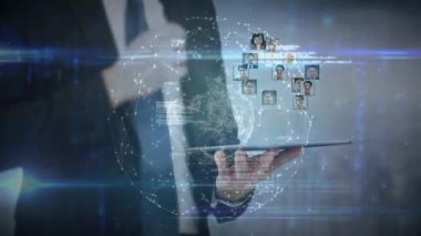 İş adamı üzerinden bağlantı ağının animasyonu. Küresel iş, finans, dijital arayüz ve bağlantılar konsepti dijital olarak oluşturulmuş video.