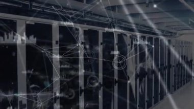 Sunucu odasındaki bağlantı ağının animasyonu. küresel iş ve dijital arayüz kavramı dijital olarak oluşturulmuş video.