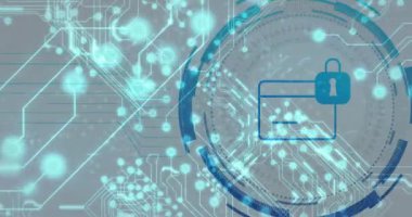 Siyah arkaplanda veri işleme üzerine kredi kartı simgesinin animasyonu. Sosyal medya ve dijital arayüz konsepti dijital olarak oluşturulmuş video.