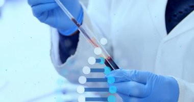 DNA 'nın bilim adamının üzerinde deney tüpüyle dolaşması. Küresel bilim ve dijital arayüz kavramı dijital olarak oluşturulmuş video.
