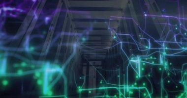 Sunucu odasında veri işleme animasyonu. küresel teknoloji ve dijital arayüz kavramı dijital olarak oluşturulmuş video.