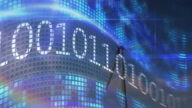 Rüzgar türbini üzerinde veri işleme animasyonu. küresel iş, ekoloji ve dijital arayüz kavramı dijital olarak oluşturulmuş video.