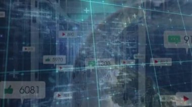 Sunucu odasında büyüyen sayılara sahip küresel ve sosyal medya simgelerinin canlandırılması. küresel iş, bağlantılar ve dijital arayüz konsepti dijital olarak oluşturulmuş video.