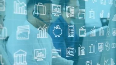 Telefon kulaklığı takan çeşitli iş adamlarının internet simgelerinin canlandırılması. Müşteri hizmetleri, dijital arayüz, bağlantılar, iletişim ve iş konsepti dijital olarak oluşturulmuş video.