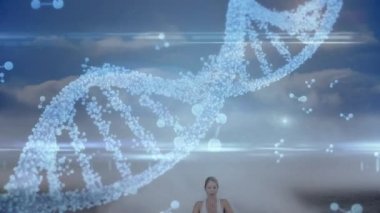 Kafkas kadın yoga yaparken DNA ve moleküllerin animasyonu. İnsan anatomisi, bilim, spor ve eğitim konsepti dijital olarak oluşturulmuş video.