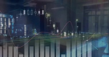 Şehir manzarası üzerinde veri işleme animasyonu. küresel bağlantılar, veri işleme ve dijital arayüz konsepti dijital olarak oluşturulmuş video.