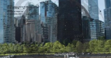 Şehrin üzerinde dijital arayüzün animasyonu. küresel bağlantılar, veri işleme ve dijital arayüz konsepti dijital olarak oluşturulmuş video.