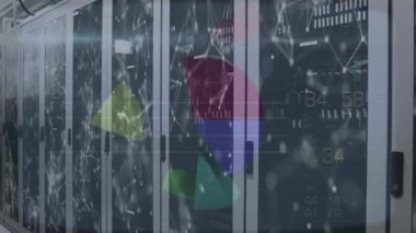 Sunucu odasındaki bağlantı ve veri işleme ağının animasyonu. küresel bağlantılar, bilgisayar ve dijital arayüz konsepti dijital olarak oluşturulmuş video.