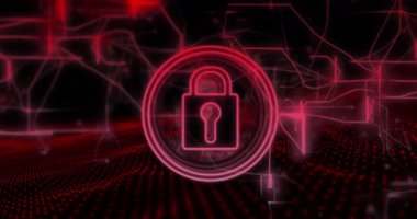 Siyah arka plandaki veri işleme üzerinde asma kilit animasyonu. Sosyal medya ve dijital arayüz konsepti dijital olarak oluşturulmuş video.