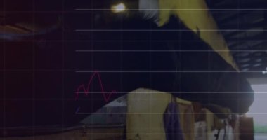 Ahırda atlar üzerinde veri işleme animasyonu. hayvanlar ve dijital arayüz konsepti dijital olarak oluşturulmuş video.