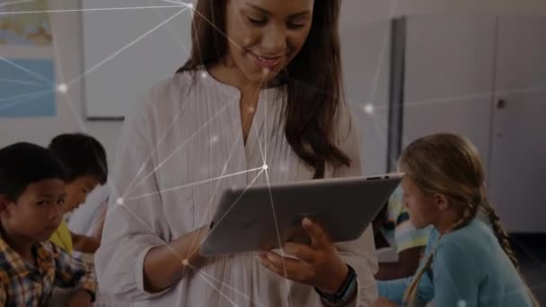 Animation Network Connections Diverse Students Using Tablet Global Education Digital — Vídeo de Stock