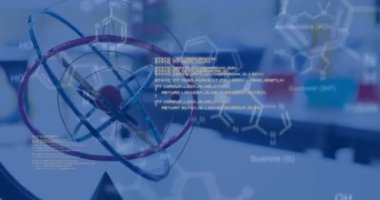 Laboratuvardaki laboratuvar ekipmanları üzerinden veri işleme animasyonu. küresel bilim ve dijital arayüz kavramı dijital olarak oluşturulmuş video.