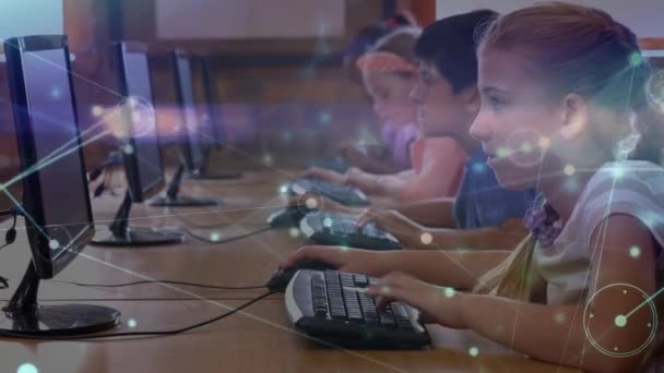 Network Connections Group Diverse Students Using Computers School School Education — Videoclip de stoc