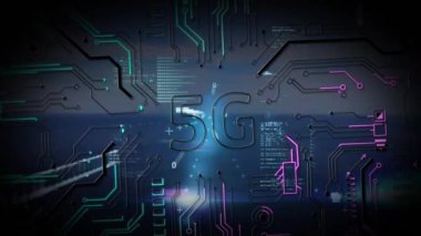 Veri işleme üzerinde 5G animasyon, entegre devre ve deniz manzarası. küresel ağ, bağlantılar, veri ve teknoloji konsepti dijital olarak oluşturulmuş video.