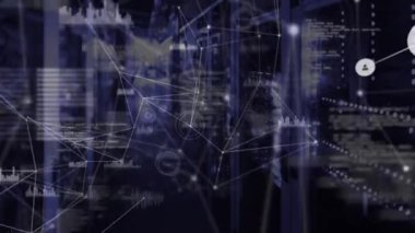 Sunucular üzerindeki simgelerle bağlantı ağının animasyonu. küresel bağlantılar, ağ, veri işleme ve teknoloji konsepti dijital olarak oluşturulmuş video.