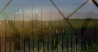 Elektrik direkleri üzerindeki finansal grafiklerin animasyonu. enerji, elektrik, finans ve ekonomi konsepti dijital olarak oluşturulmuş video.