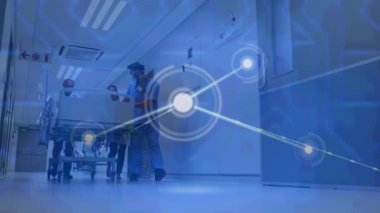 Cerrahları mahveden bağlantıların animasyonu. Küresel tıp, teknoloji, veri işleme ve dijital arayüz kavramı dijital olarak oluşturulmuş video.