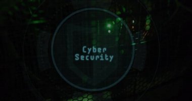 Yuvarlak tarayıcı üzerinden bir bilgisayar sunucusuna karşı siber güvenlik metni. Siber güvenlik ve iş veri depolama teknolojisi kavramı